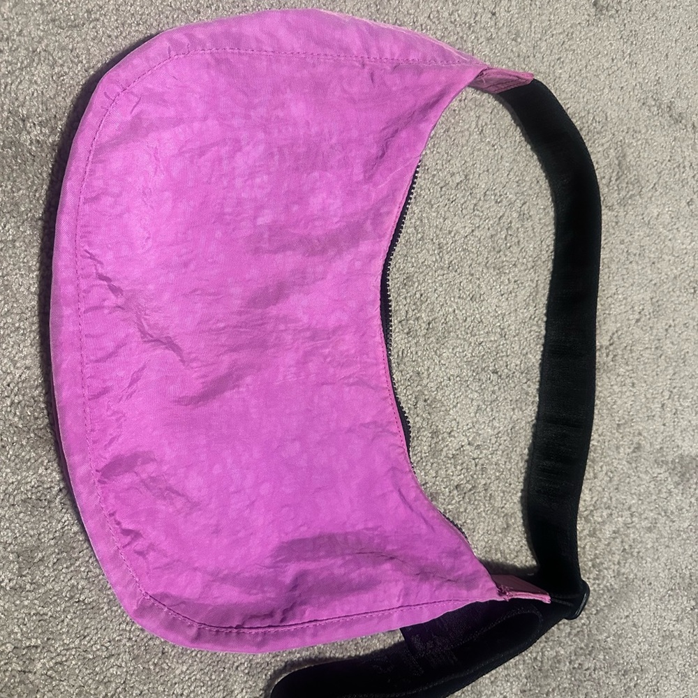 Baggu Extra pink medium crescent